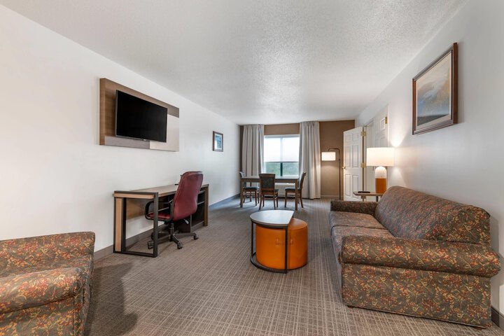 Comfort Inn & Suites Lake George