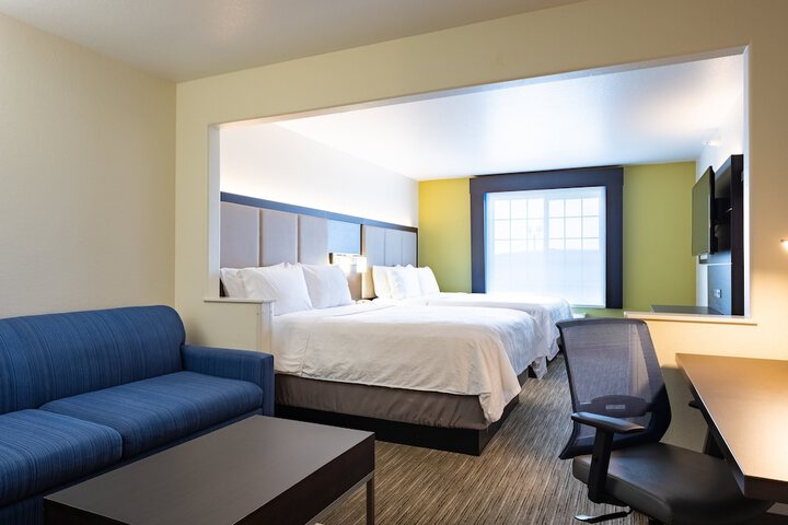 Room 48 of 63