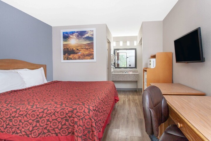 Room 18 of 20