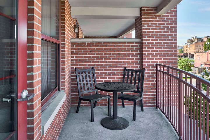 Hampton Inn & Suites Saratoga Springs Downtown