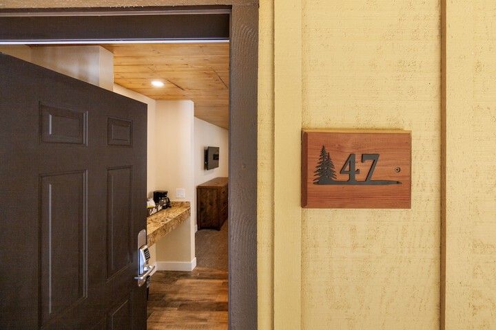 Hotel 8 of 120