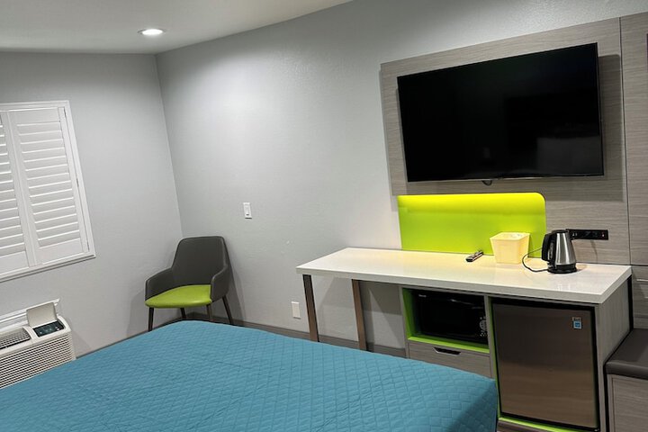 Room 14 of 45