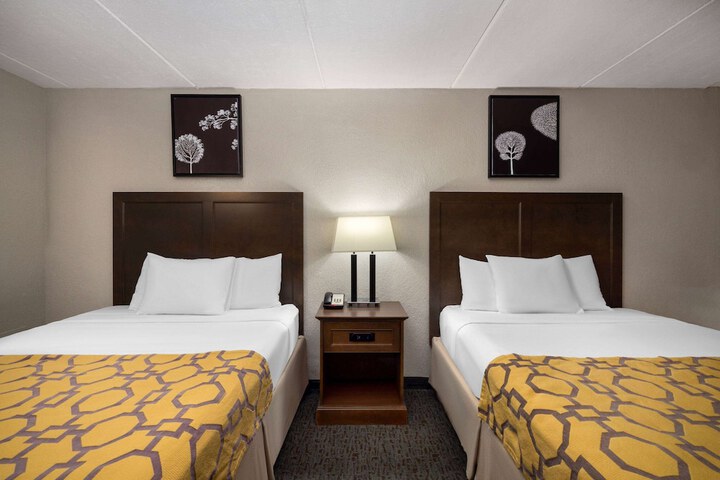 Room 20 of 66