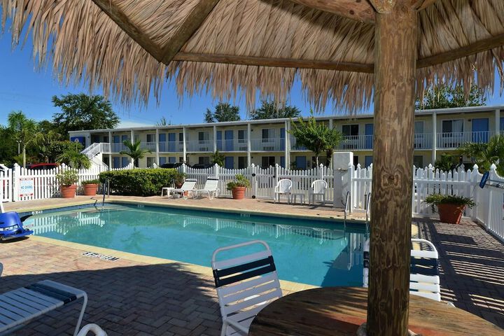 Pool 6 of 28