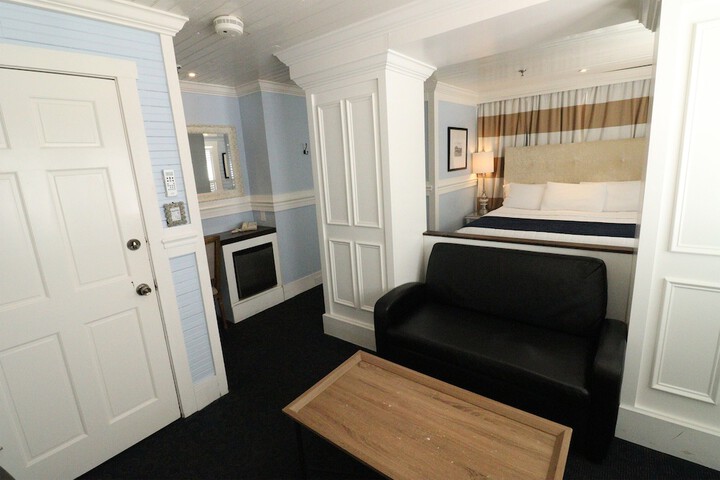 The Riverview Hotel