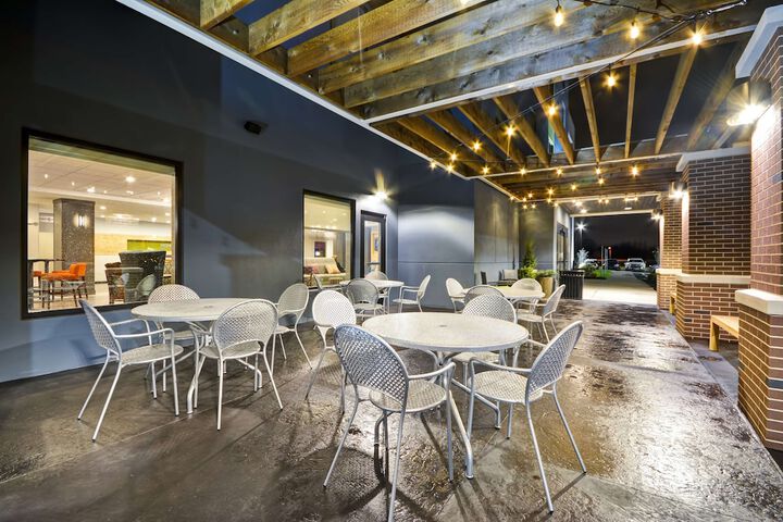 Terrace/Patio 35 of 41