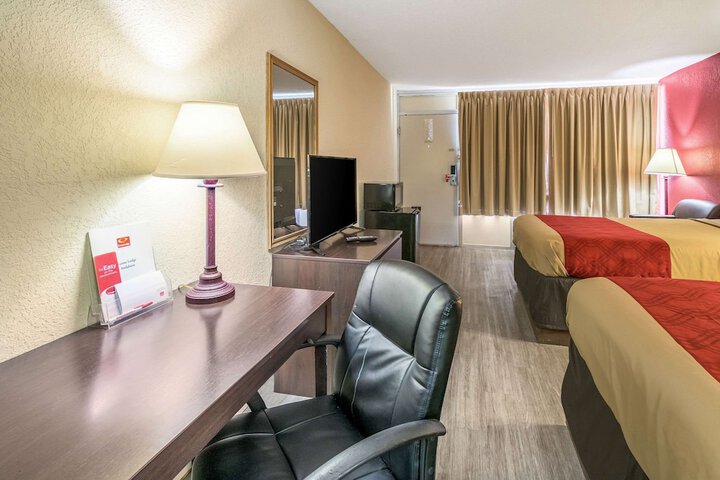 Room 30 of 69