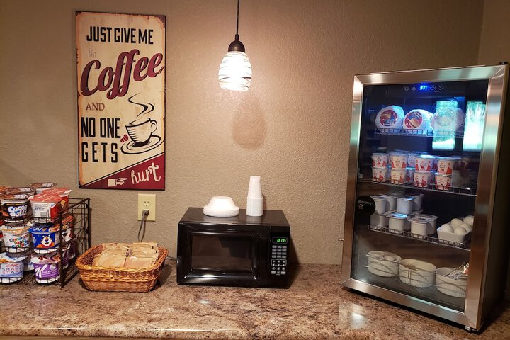 Breakfast/Coffee Service 63 of 75