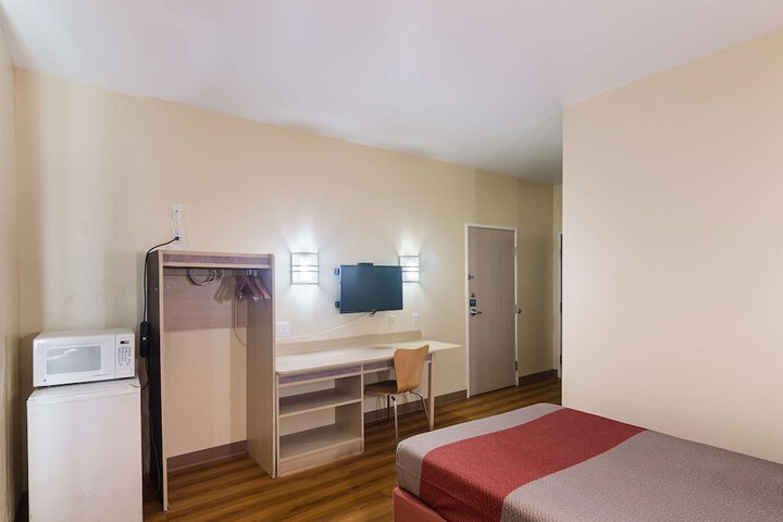 Room 46 of 56