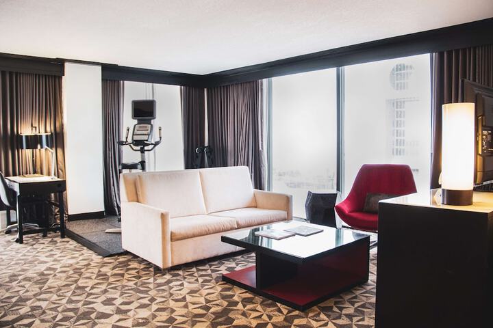 Room 45 of 70