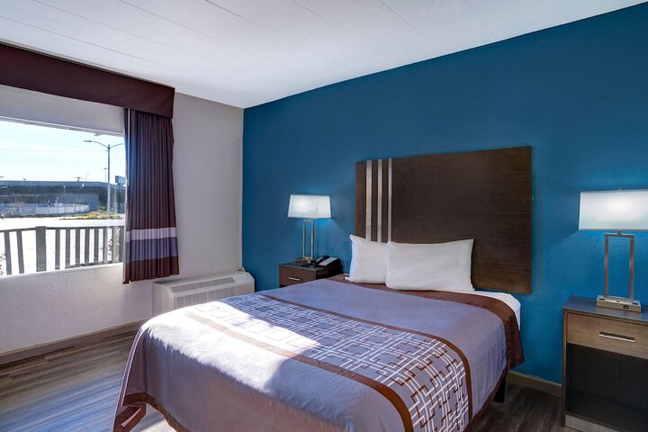 Room 20 of 34