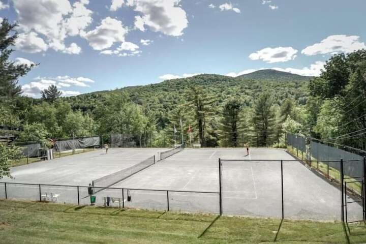 Family Friendly Overlook at Topnotch