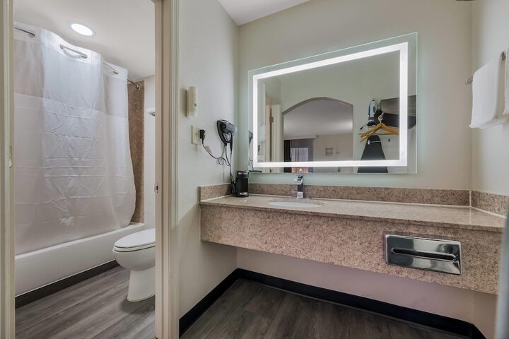 Quality Inn Gadsden – Attalla