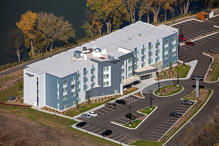Hotel 2 of 42