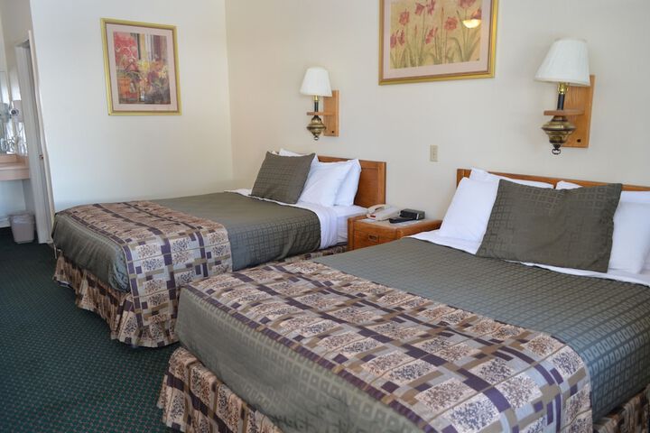 Room 10 of 36