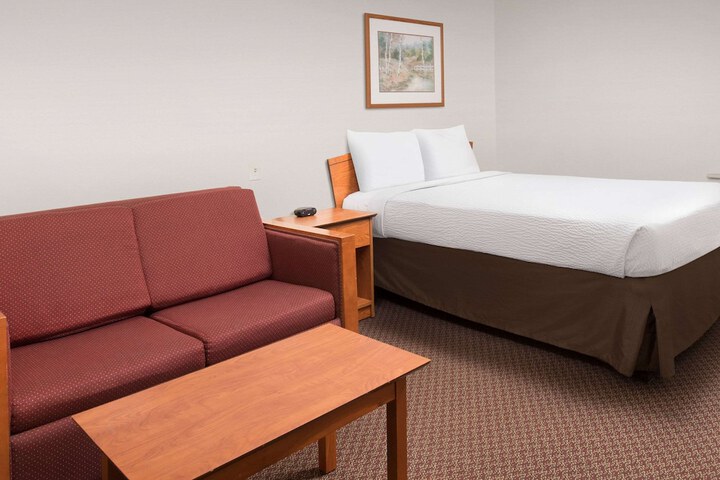 Room 21 of 27