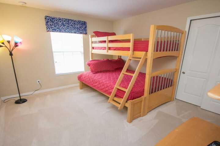 Room 8 of 23