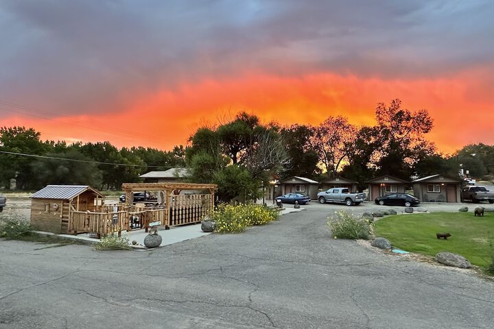 Moosehead Lodge & Cabins