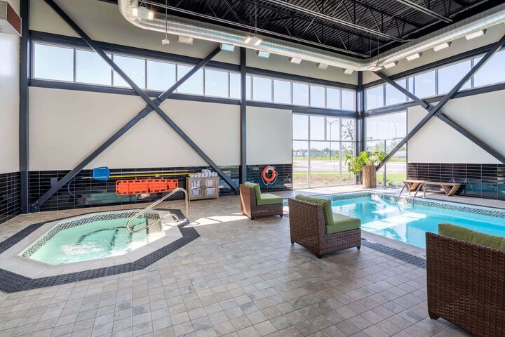 Pool 14 of 109