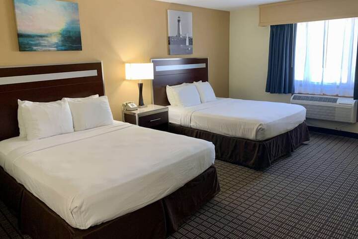 Room 11 of 24