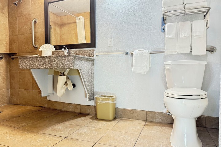 Masters Inn Tucker