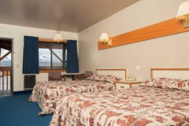 Room 7 of 24