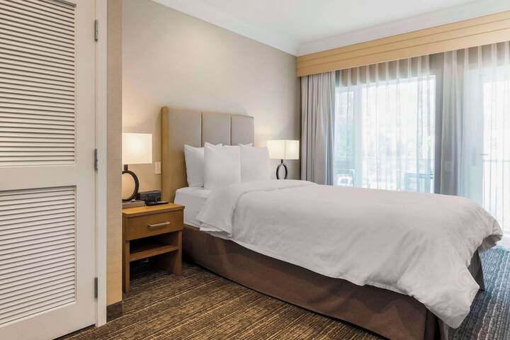 Room 20 of 71