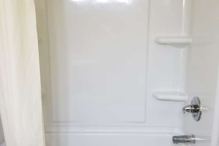 Room 18 of 27