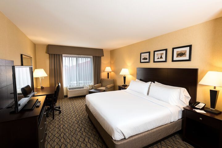 Room 15 of 28