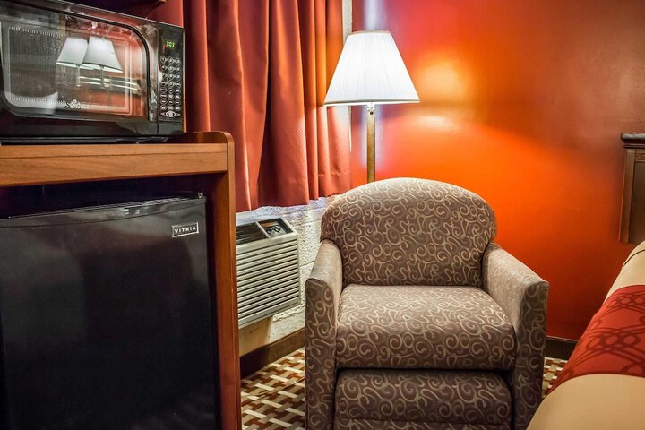 Room 23 of 36