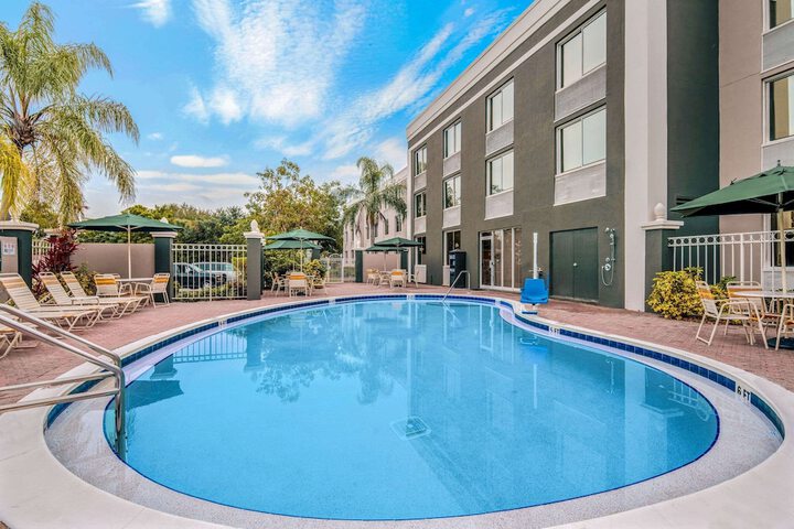 Pool 8 of 31