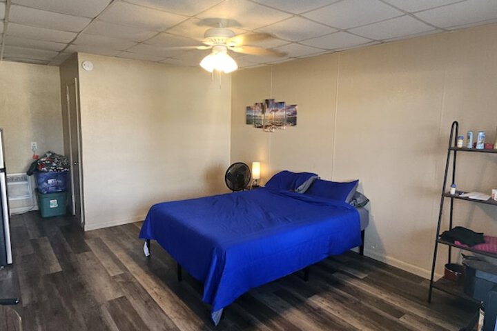 Room 5 of 10