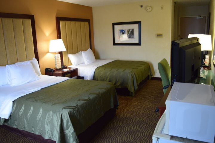 Room 35 of 64