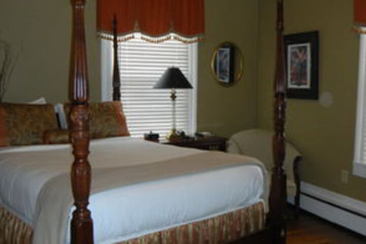 The Ashford Inn