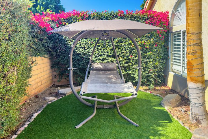 Indian Wells Oasis w / Pool: Walk to Tennis Garden!