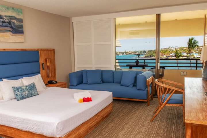 Room 35 of 104