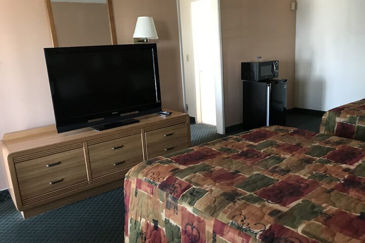 Room 74 of 80