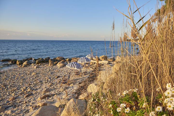 Beach 33 of 43