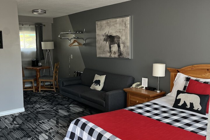 Room 36 of 41