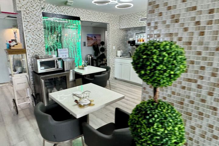 Hotel Interior 68 of 206