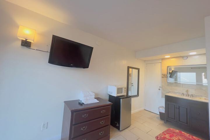 Room 31 of 41