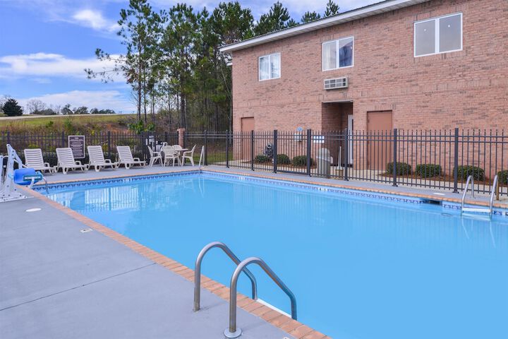 Pool 9 of 40