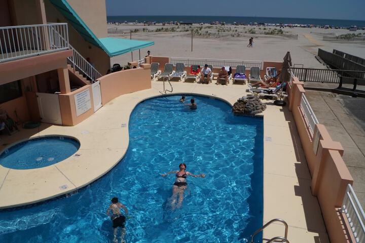 Pool 9 of 56