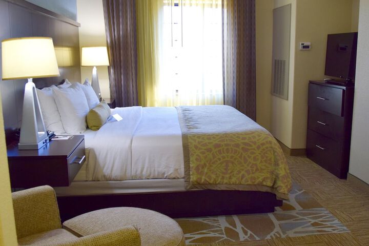 Staybridge Suites Houston Stafford - Sugar Land by IHG