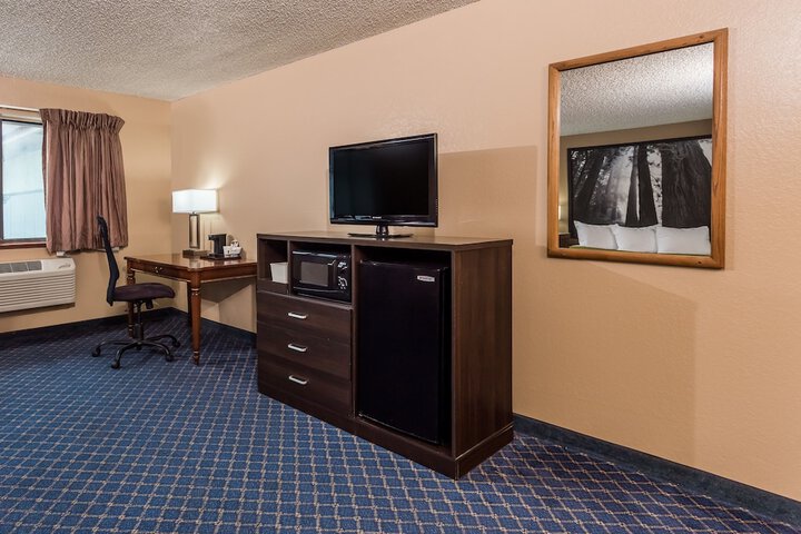 Room 11 of 21