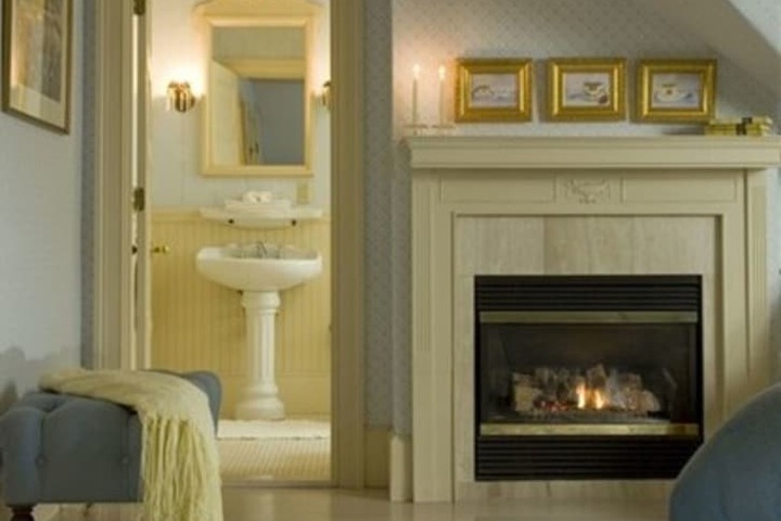 Berry Manor Inn