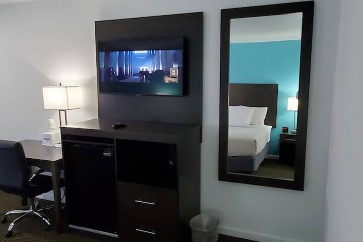Room 16 of 20