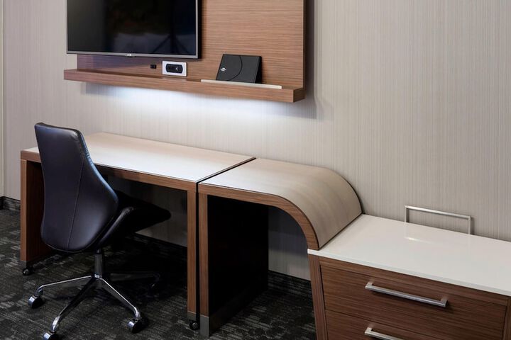Courtyard by Marriott Houston North / Shenandoah