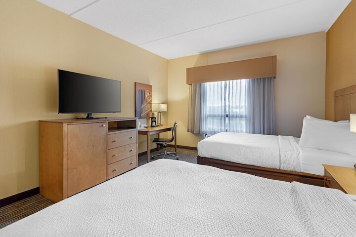 Best Western Royal Plaza Hotel & Trade Center