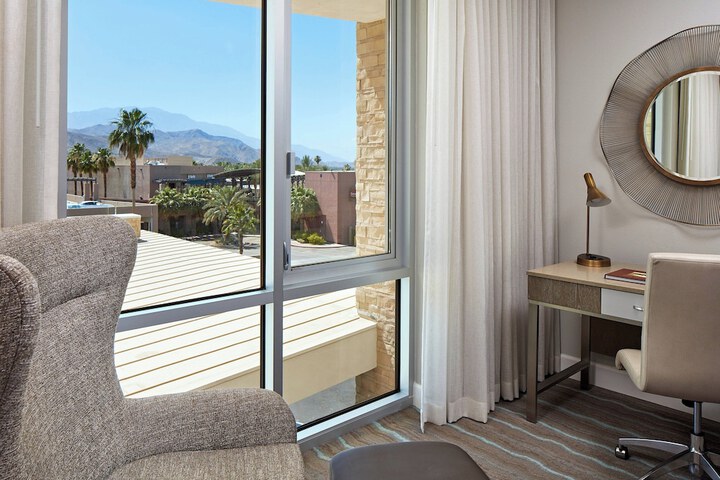 Hotel Paseo Autograph Collection by Marriott
